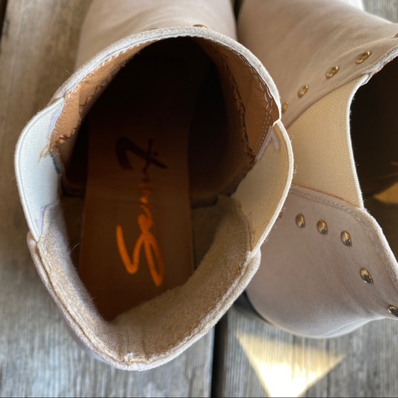 Seven7 Studded Pixie Boots - Picture 5 of 11